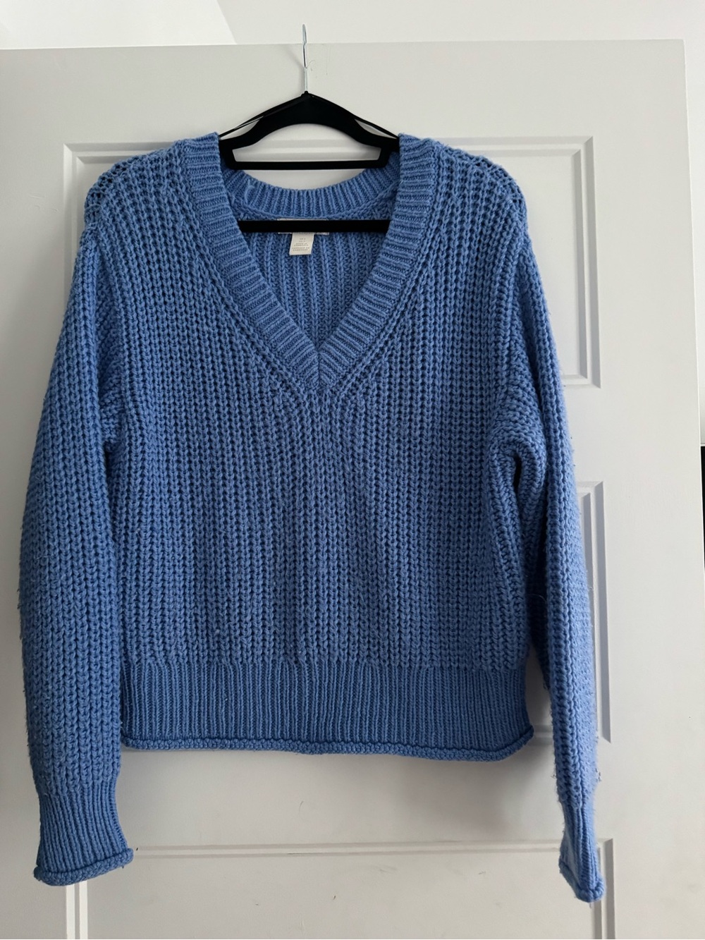 H&M Light Blue V-Neck Chunky Knit Sweater